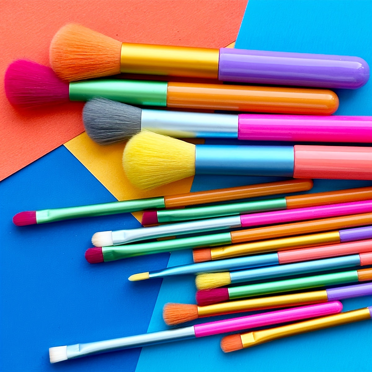15 pcs Rainbow Color High Quality Makeup Brush Set - Perfect for Eyeshadow, Foundation, and Cosmetic Tools