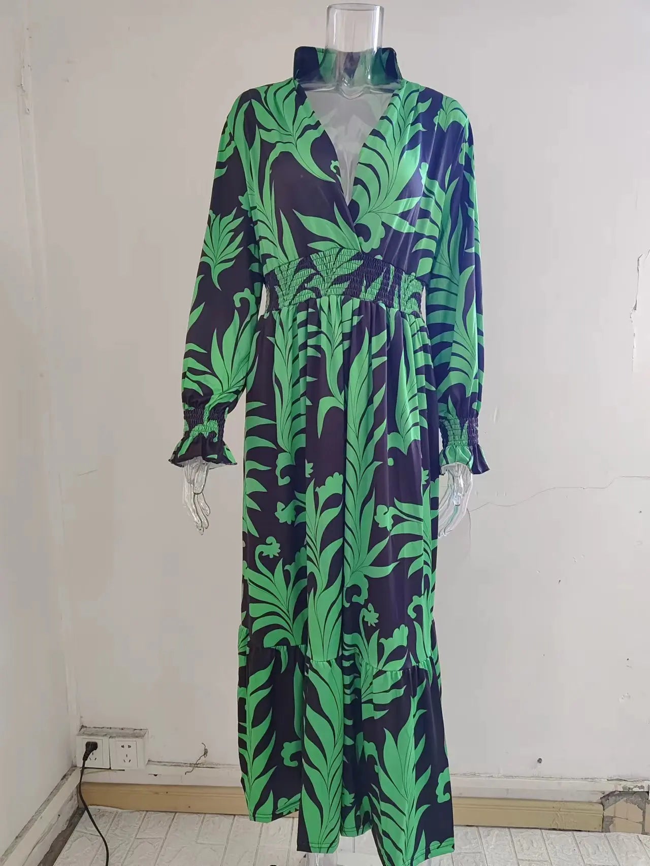 Europe And America Cross Border Autumn/Winter New Long Dress with Waist Pullover And Bohemian Print Long Sleeve Large Swing