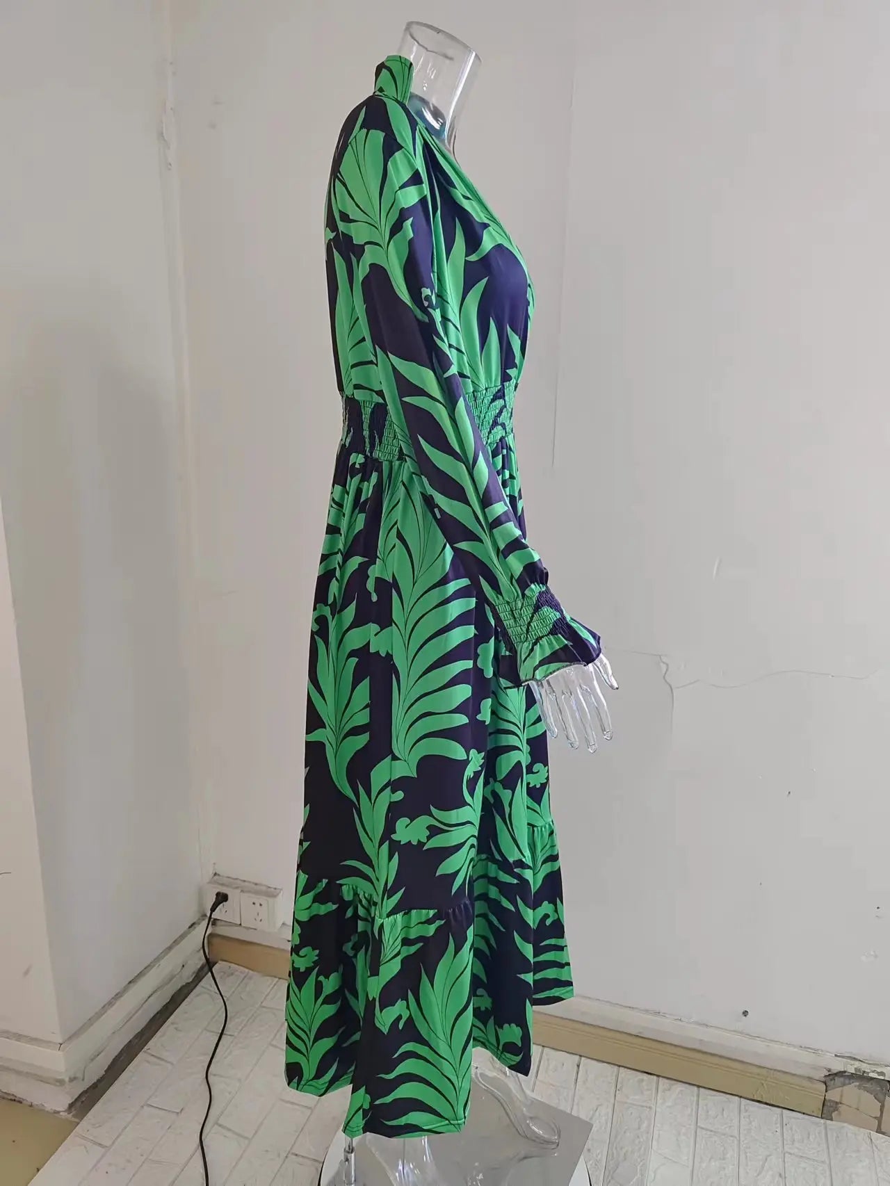 Europe And America Cross Border Autumn/Winter New Long Dress with Waist Pullover And Bohemian Print Long Sleeve Large Swing