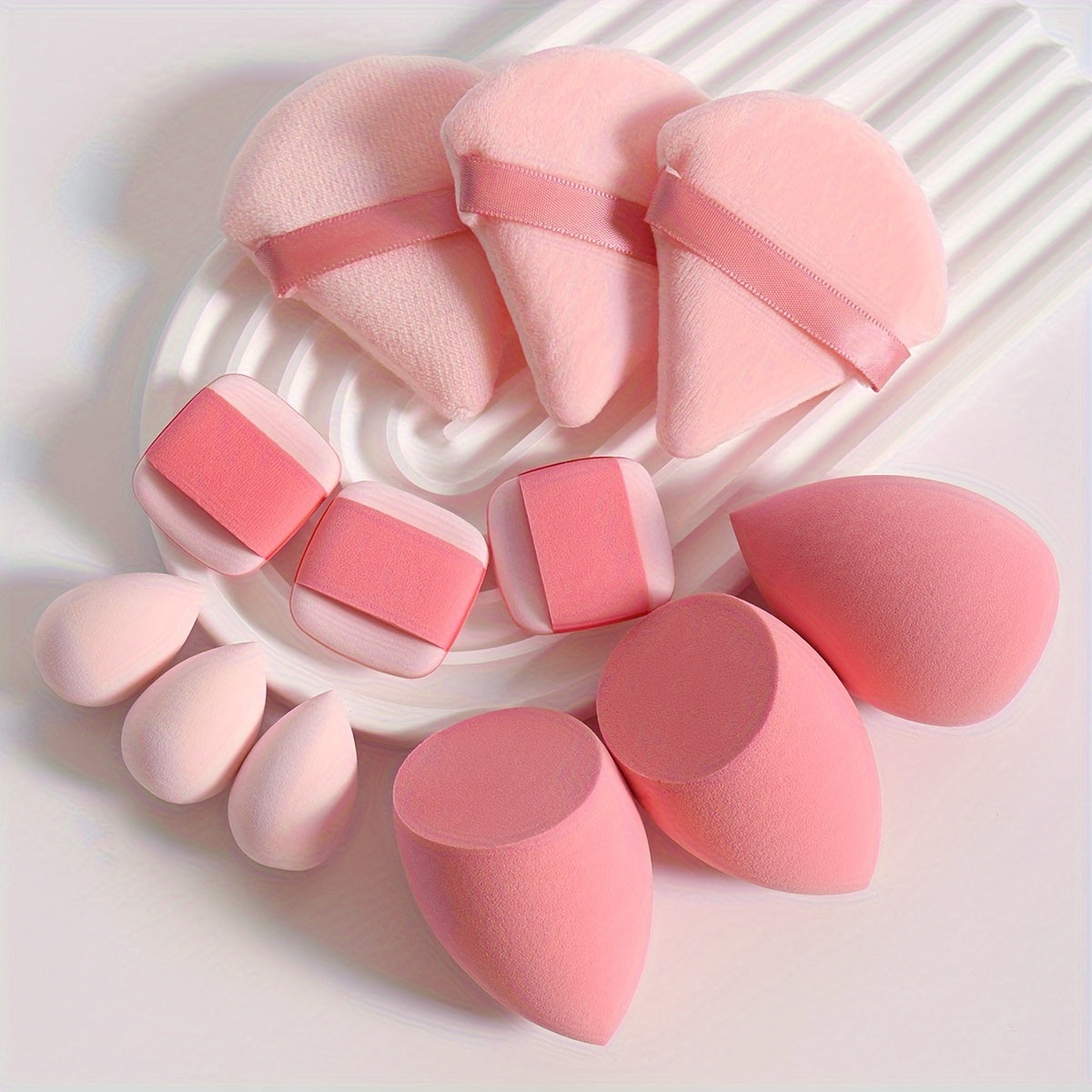 12pcs All-Purpose Makeup Sponge Set, Consisting of 3 Loose Powder Puffs, 3 Mini Air Cushion Puffs, 3 Makeup Sponges And 3 Mini Makeup Sponges. Foundation Blending Beauty Sponge, Liquid, Cream And Powder Flawless, Latex-Free W